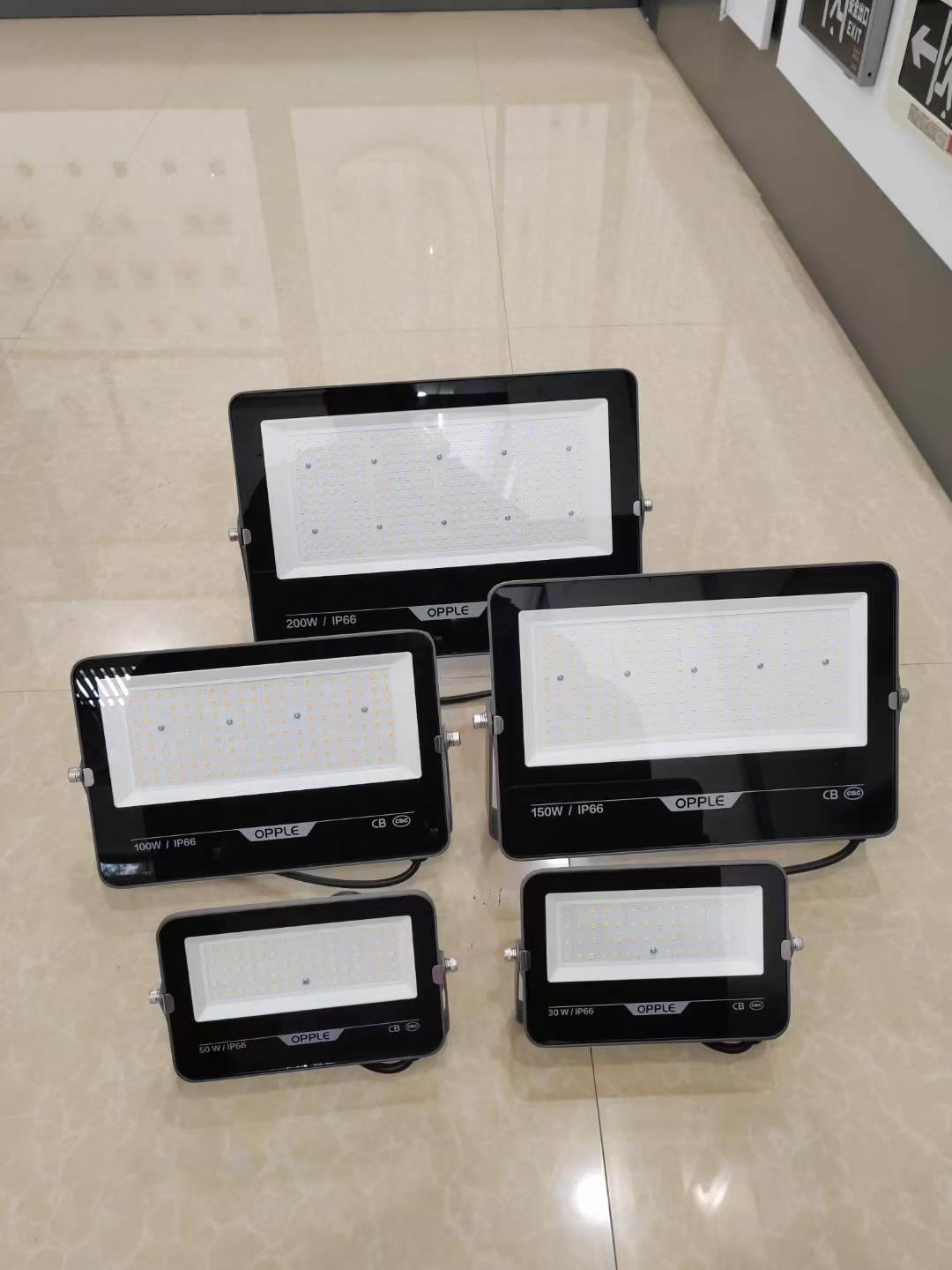 歐普熠耀LED泛光燈 150W戶(hù)外防水LED投光燈具批發(fā)